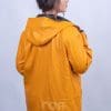 Кожено яке с качулка Сара от ГОЯ Leather. Нов модел дамско кожено яке с права свободна кройка с качулка. Моделът е изработен от висококачествена агнешка кожа. Якето може да се изработва в различни цветови комбинации. Подходящ модел за сезон пролет-есен.