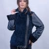 Къс втален дамски кожух от ГОЯ Leather. Стилен, елегантен модел, подходящ за ежедневно носене с всякакъв тип дрехи - от спортни джинси до делово облекло. Предната част се отваря на ревер. Ръкавите - горната част е с покритие, а вътре с мек косъм на тула. Лек, удобен, топъл и комфортен модел.