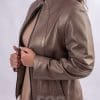 Дамско кожено яке от ГОЯ Leather. Нов модел кожено яке в колекцията на ГОЯ Leather. Изработено от 100% естествена кожа- агнешка напа. Късо яке подходящо за сезони пролет и есен.