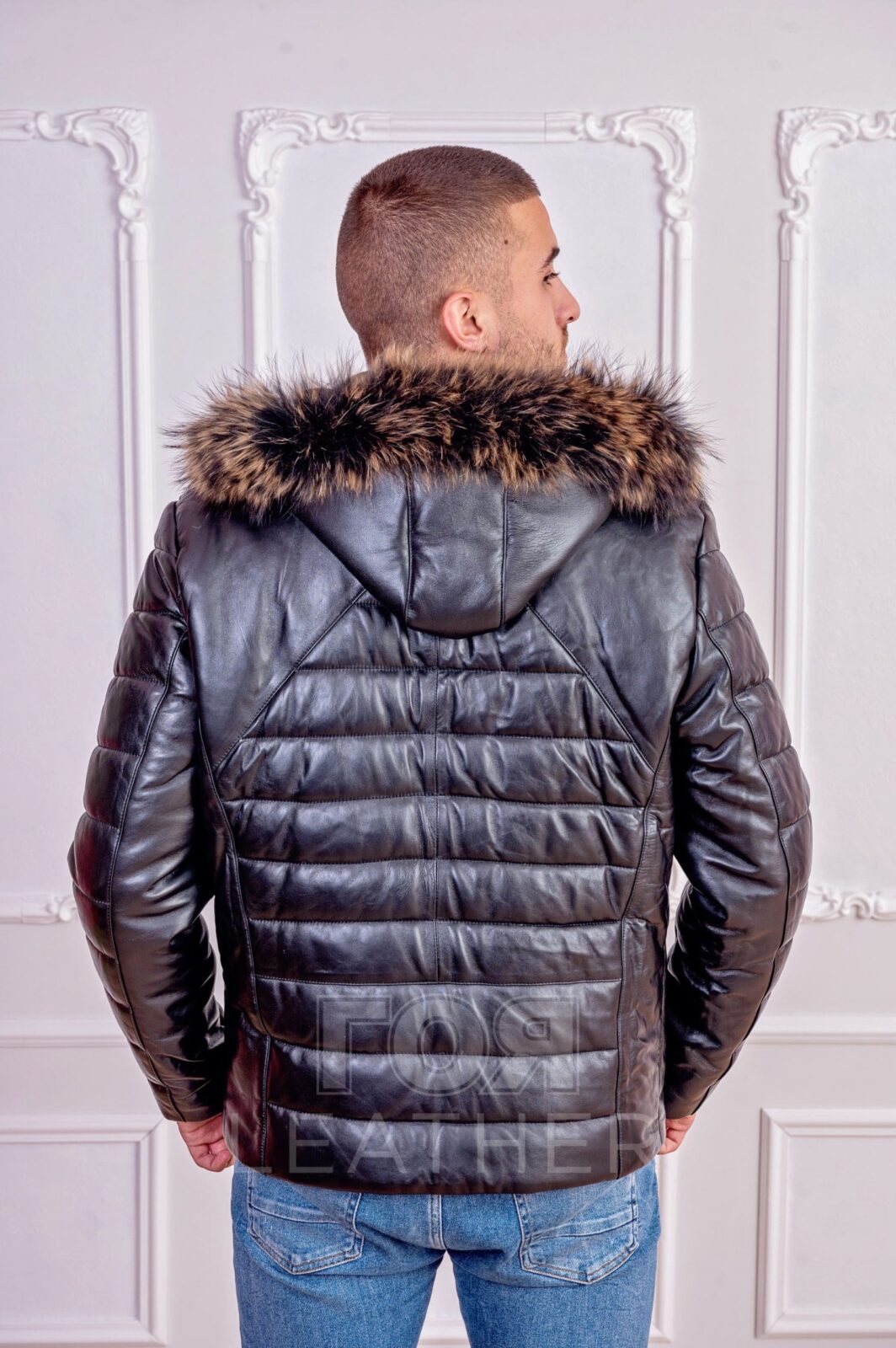 Мъжко зимно яке с качулка от ГОЯ Leather. Нов модел зимно яке колекция 2021г. 100% естествена кожа. Капитонирано яке с топла вата и подвижна качулка.
