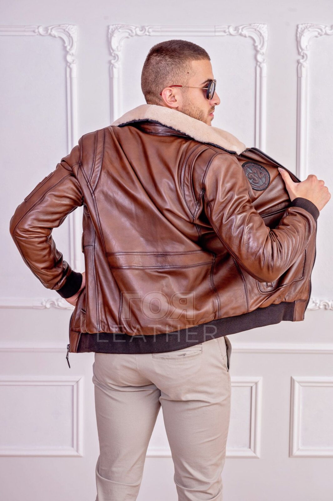 Пилотско яке бомбър- антик.Пилотско кожено яке бомбър от 100% естествена кожа. Нов оригинален модел мъжко кожено яке от ГОЯ Leather колекция 2021 г.