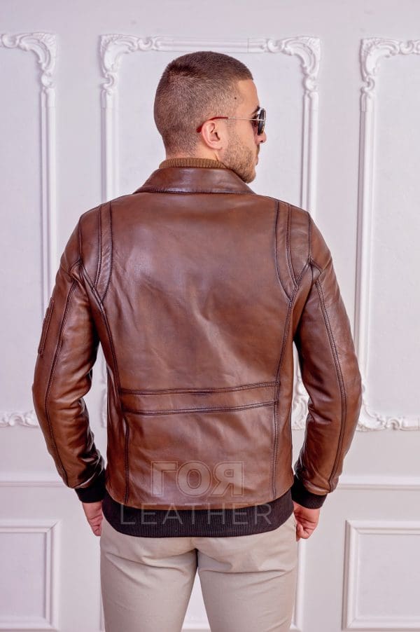 Пилотско яке бомбър- антик.Пилотско кожено яке бомбър от 100% естествена кожа. Нов оригинален модел мъжко кожено яке от ГОЯ Leather колекция 2021 г.