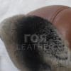 Кожена шапка ушанка от ГОЯ Leather. Шапка изработена от 100% естествена кожа. Използваните естествени материали са агнешка напа и рекс-чинчила. Лек, топъл и комфортен модел. Шапката е унисекс.