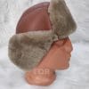 Кожена шапка ушанка от ГОЯ Leather. Моделът е изработен от агнешка лицева кожа и агнешка тула. 100% естествена кожа. Зимна шапка с ватиран хастар.