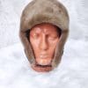 Кожена шапка ушанка от ГОЯ Leather. Моделът е изработен от агнешка лицева кожа и агнешка тула. 100% естествена кожа. Зимна шапка с ватиран хастар.