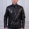 Мъжко вталено кожено яке от ГОЯ Leather. Елегантен модел изработен от качествена агнешка кожа. Вталена кройка. Между кожата и хастара има лека вата, което позволява носене и в по-хладни дни. Закопчаване с цип. Якето разполага с четири външни и един вътрешен джоб. Подходящо за сезон пролет-есен.