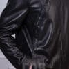 Мъжко вталено кожено яке от ГОЯ Leather. Елегантен модел изработен от качествена агнешка кожа. Вталена кройка. Между кожата и хастара има лека вата, което позволява носене и в по-хладни дни. Закопчаване с цип. Якето разполага с четири външни и един вътрешен джоб. Подходящо за сезон пролет-есен.