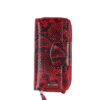 Дамски кожен портфейл модел- 428-97 червено-черен питон лак. Дамски кожен портфейл, модел AKA- 428 Продуктът е ръчно изработен от 100% естествена телешка кожа и не съдържа никакви вредни за здравето активни вещества. 16 х Отделения за кредитни карти 2 х Прозрачни  отделения за лични карти-документи 2 х Отделения за мобилен телефон 1 х Скрито отделение за монети с цип 1 х Отделение с цип на гърба 1 х Голямо прозрачно отделение