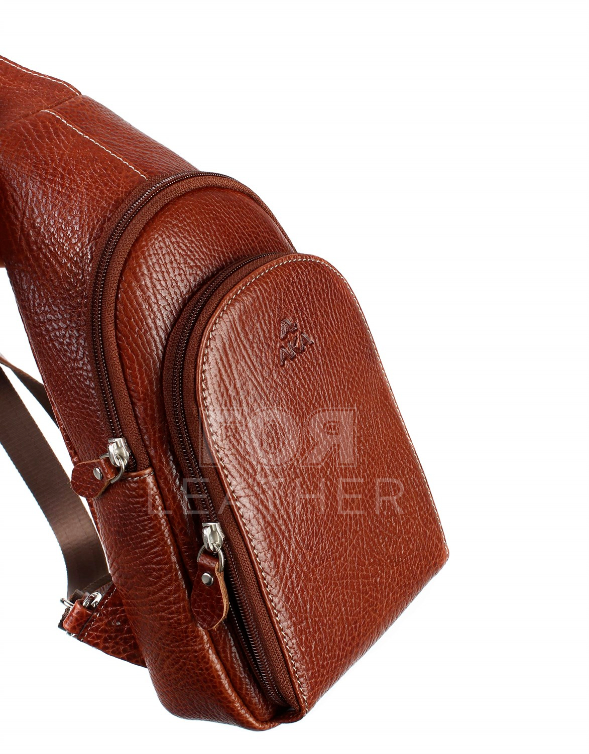 Кожена чанта за през рамо модел-314. Нов модел унисекс кожена чанта за през рамо от ГОЯ Leather. Моделът е изработен от 100% естествена телешка кожа.