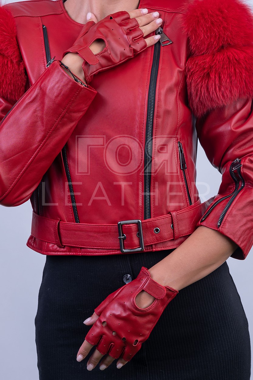 Дамски кожени шофьорски ръкавици от ГОЯ Leather. Моделът е изработен от естествена агнешка кожа в различни цветове.