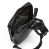 Кожената раница модел AKA- 905 от ГОЯ Leather 38см -27см - 9см Характеристики на кожената раница: Могат да използват мъже и жени Отпред има голям джоб с цип Отзад има отделение с цип Има двойни презрамки От вътрешната страна има отделение с цип Презрамката за рамо е регулируема Има защитно отделение и джоб от вътрешната страна Моделът е от естествена телешка кожа и е на марката AKA.