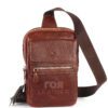 Кожена чанта за рамо модел- 205. Нов модел кожена от ГОЯ Leather, изработена от100% естествена телешка кожа. Размери на чантата за през рамо: 26см - 16см - 6см Характеристики на чантата за рамо: Има джоб с цип отпред Има джоб с капак отпред Има голямо отделение с цип Предният капак е магнитен Презрамката за рамо е регулируема Моделът е от естествена телешка кожа и е на марката AKA.